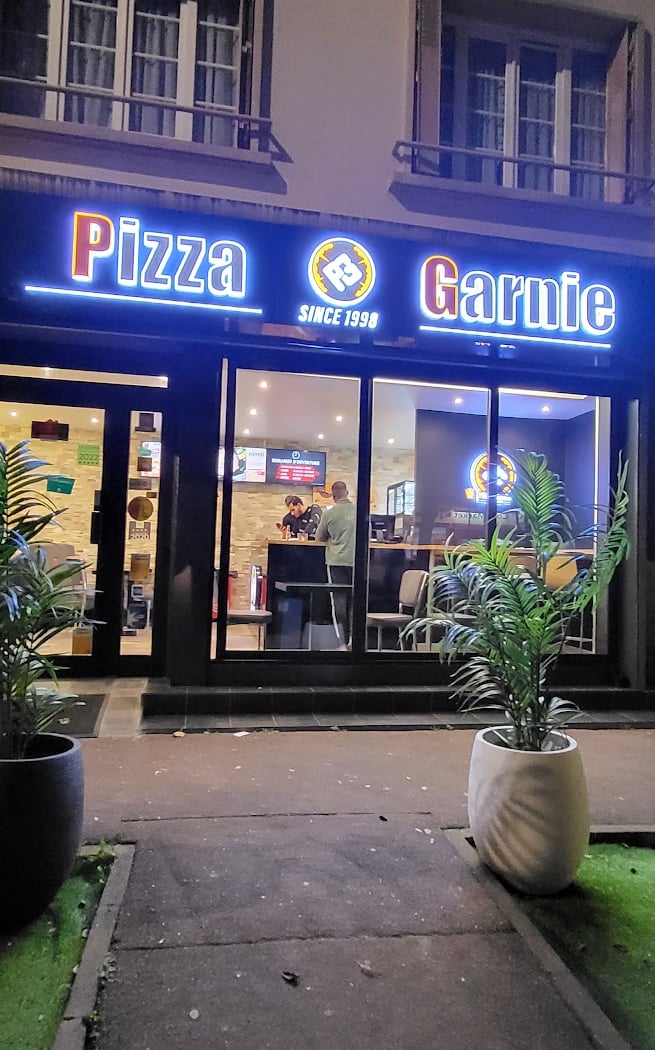 Pizza Garnie (92) 2